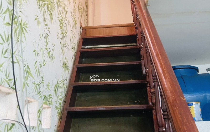 Bán Nhà MẶT TIỀN 341 LẠC LONG QUÂN 33m2- 2Tầng - 6,5TỶ-P5.Q11
